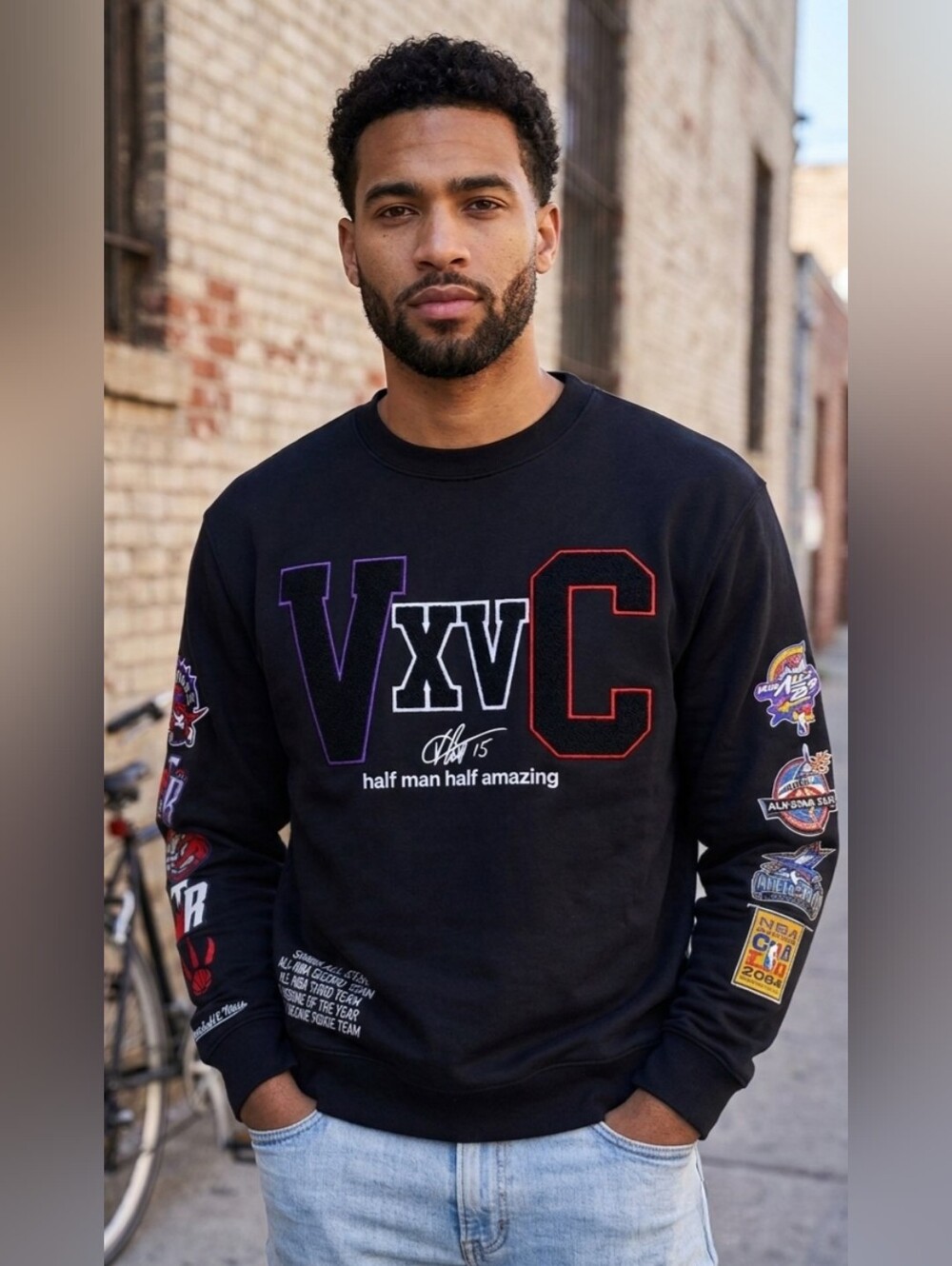 386. NWOT - Mitchell & Ness Vince Carter Crewneck Sweatshirt
